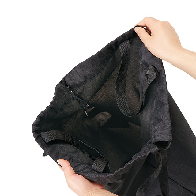 ハンドルは内側に収納可能