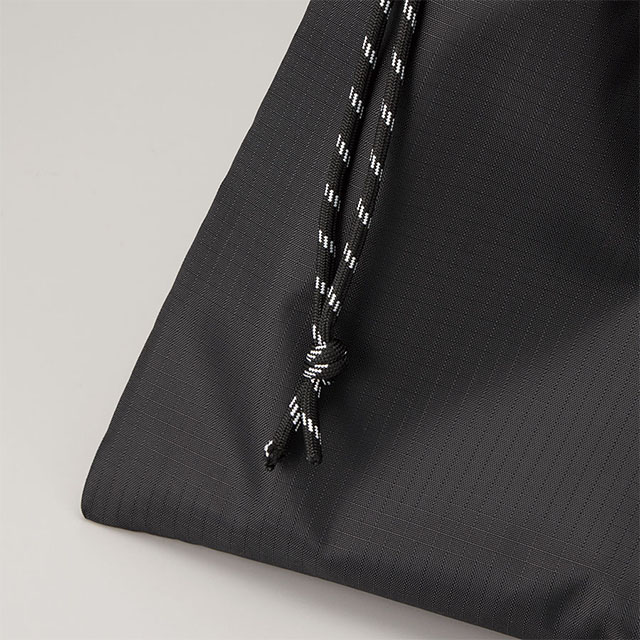 柄紐がアクセントに